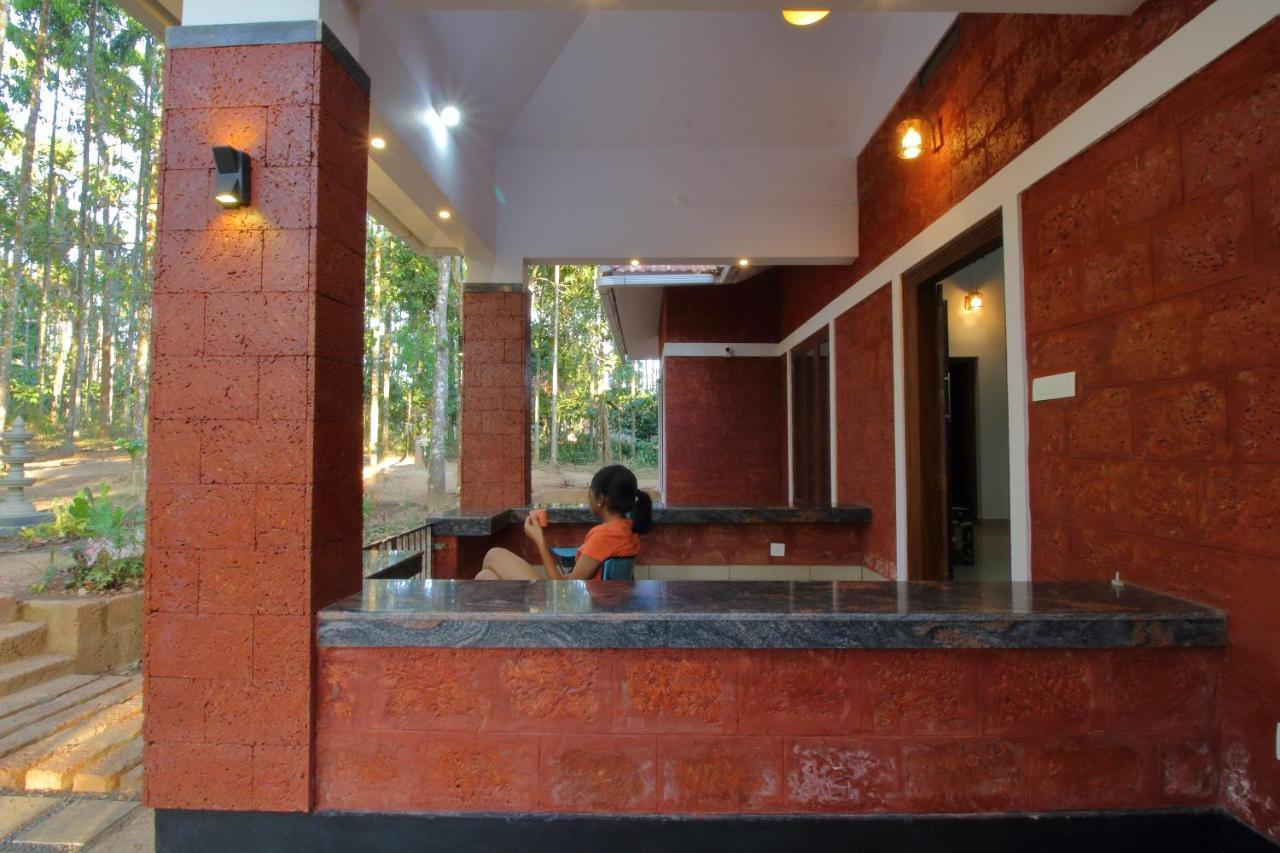 סולטאן באטרי Tall Trees - Modern Forest Villa In Wayanad מראה חיצוני תמונה